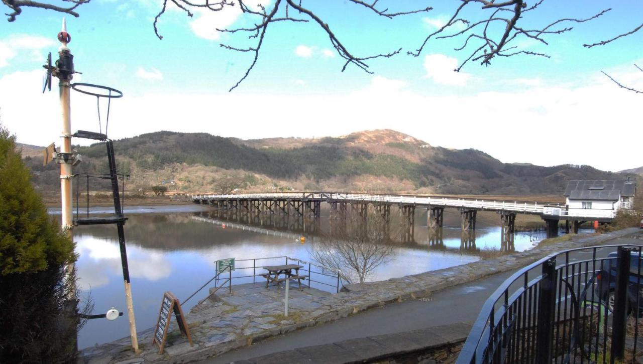 Toll Bridge House Penmaenpool Villa Екстериор снимка
